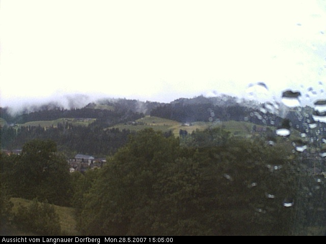 Webcam-Bild: Aussicht vom Dorfberg in Langnau 20070528-150500