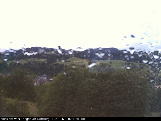 Webcam-Bild: Aussicht vom Dorfberg in Langnau 20070529-120500