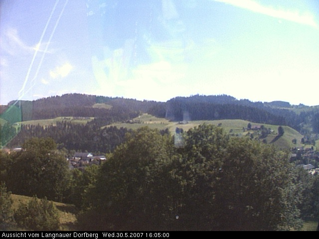 Webcam-Bild: Aussicht vom Dorfberg in Langnau 20070530-160500
