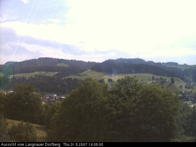 Webcam-Bild: Aussicht vom Dorfberg in Langnau 20070531-160500