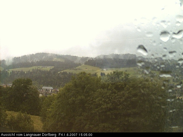 Webcam-Bild: Aussicht vom Dorfberg in Langnau 20070601-150500