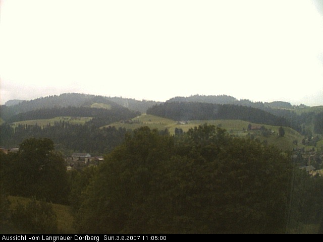 Webcam-Bild: Aussicht vom Dorfberg in Langnau 20070603-110500