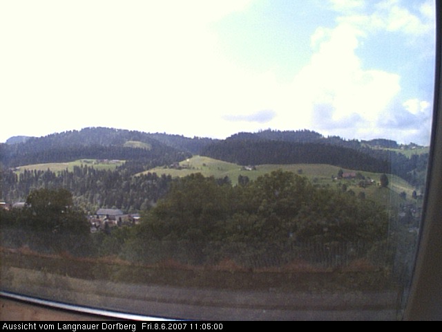Webcam-Bild: Aussicht vom Dorfberg in Langnau 20070608-110500