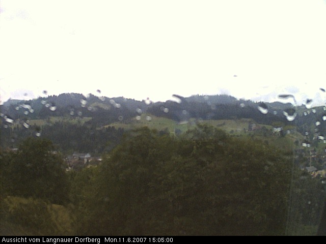 Webcam-Bild: Aussicht vom Dorfberg in Langnau 20070611-150500