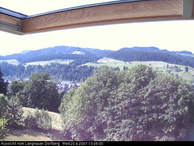 Webcam-Bild: Aussicht vom Dorfberg in Langnau 20070620-100500