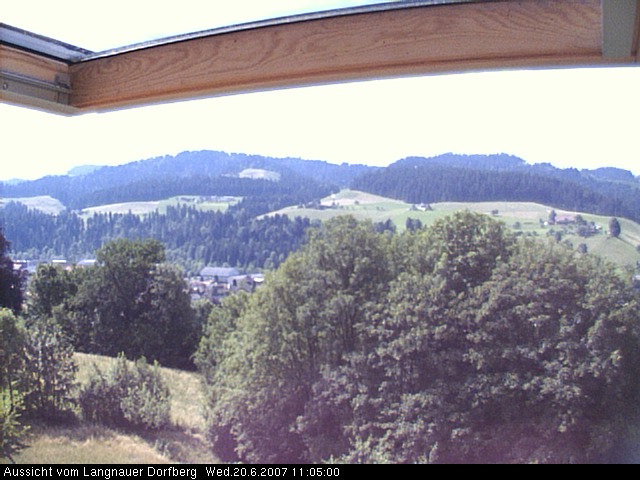 Webcam-Bild: Aussicht vom Dorfberg in Langnau 20070620-110500