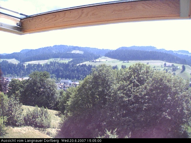 Webcam-Bild: Aussicht vom Dorfberg in Langnau 20070620-150500