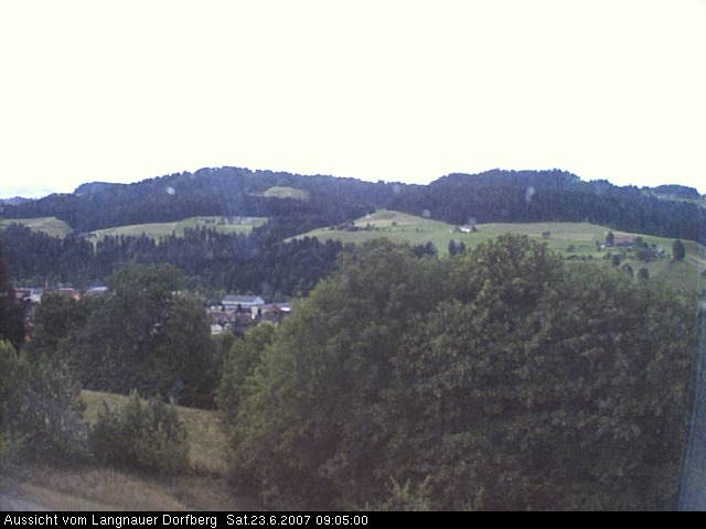 Webcam-Bild: Aussicht vom Dorfberg in Langnau 20070623-090500