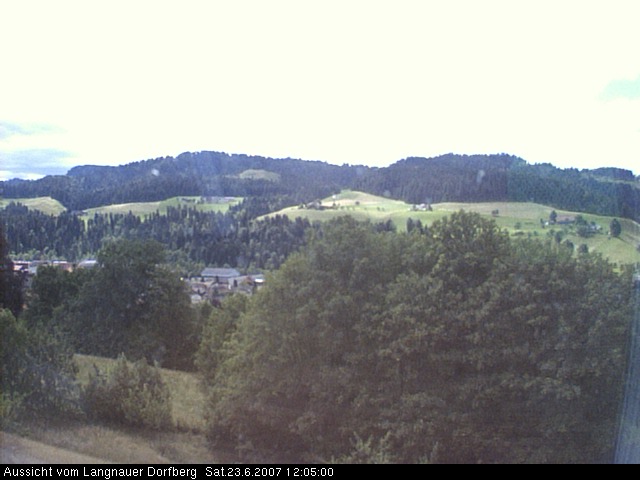 Webcam-Bild: Aussicht vom Dorfberg in Langnau 20070623-120500