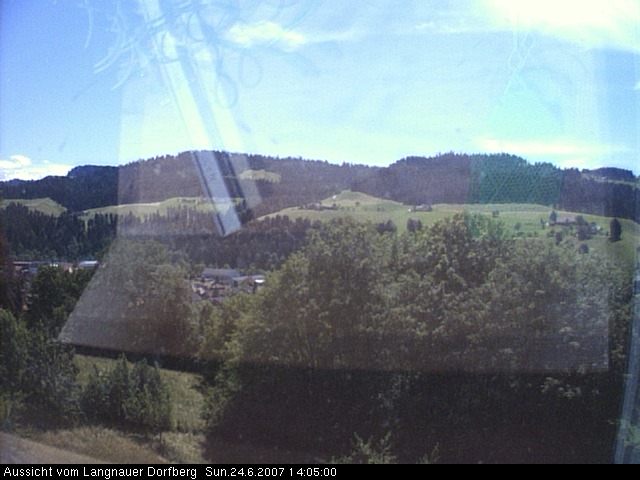 Webcam-Bild: Aussicht vom Dorfberg in Langnau 20070624-140500