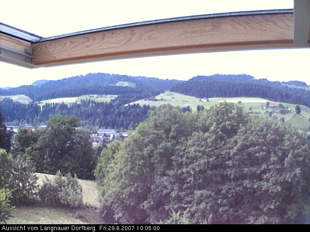 Webcam-Bild: Aussicht vom Dorfberg in Langnau 20070629-100500
