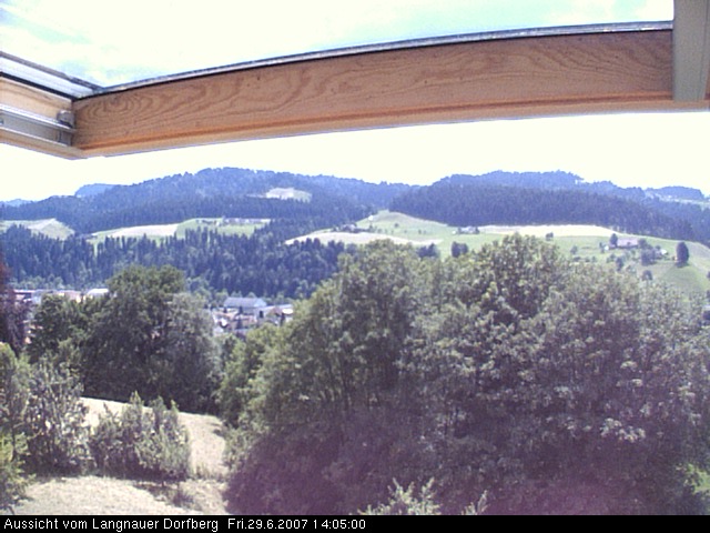 Webcam-Bild: Aussicht vom Dorfberg in Langnau 20070629-140500