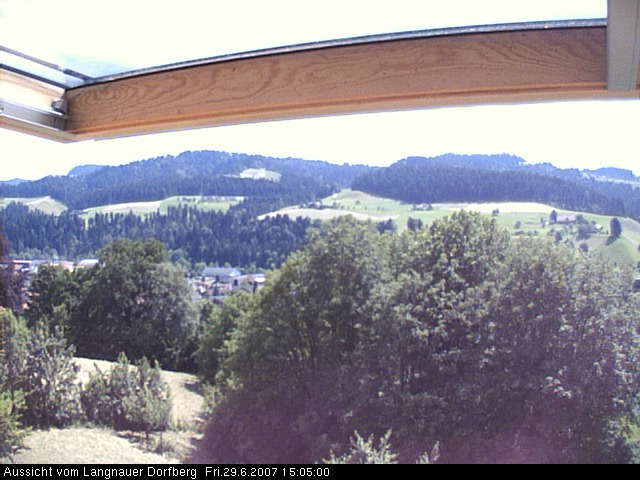 Webcam-Bild: Aussicht vom Dorfberg in Langnau 20070629-150500