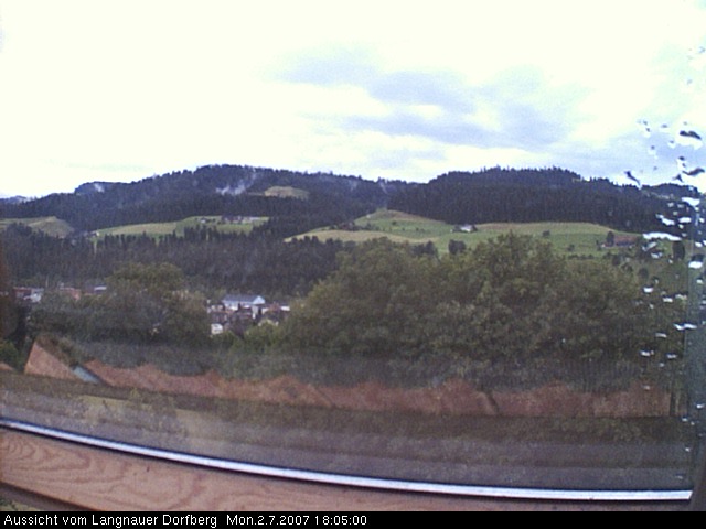 Webcam-Bild: Aussicht vom Dorfberg in Langnau 20070702-180500