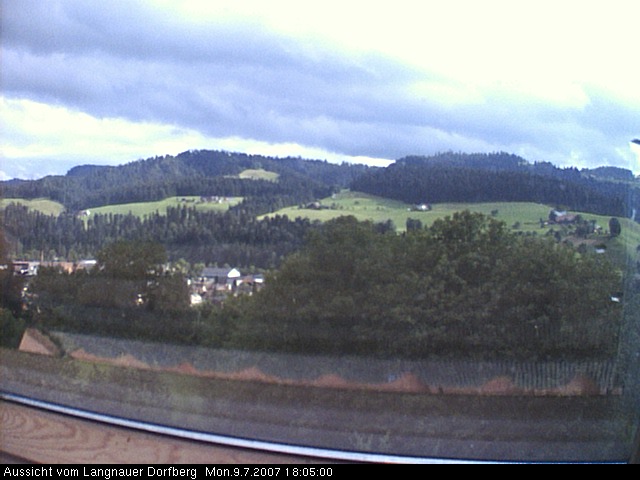 Webcam-Bild: Aussicht vom Dorfberg in Langnau 20070709-180500