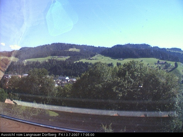 Webcam-Bild: Aussicht vom Dorfberg in Langnau 20070713-170500