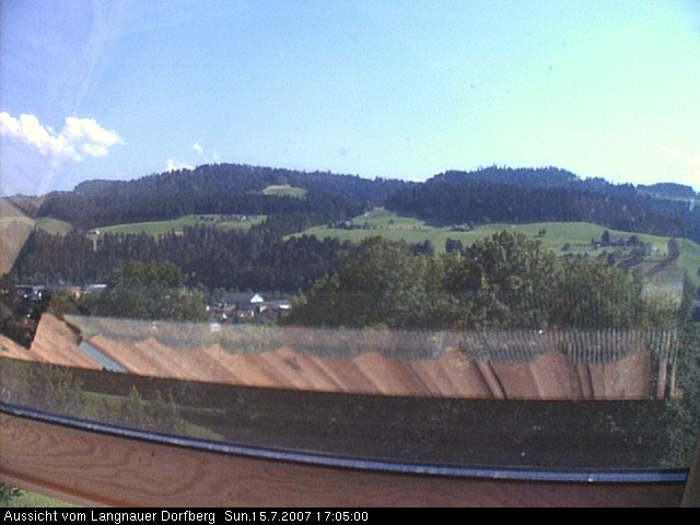 Webcam-Bild: Aussicht vom Dorfberg in Langnau 20070715-170500