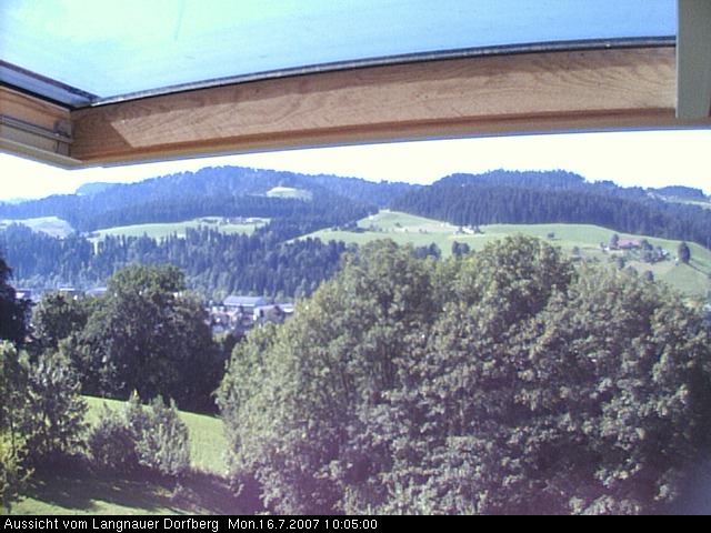 Webcam-Bild: Aussicht vom Dorfberg in Langnau 20070716-100500