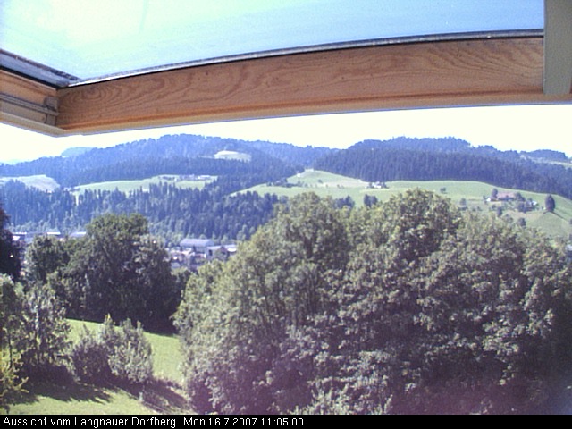 Webcam-Bild: Aussicht vom Dorfberg in Langnau 20070716-110500