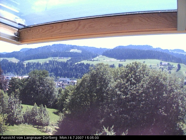 Webcam-Bild: Aussicht vom Dorfberg in Langnau 20070716-150500