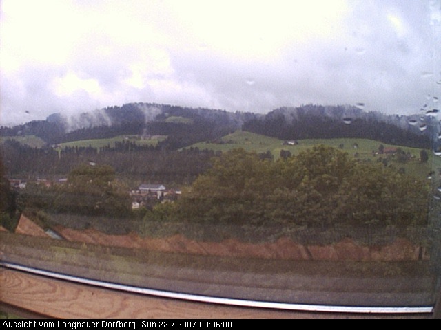 Webcam-Bild: Aussicht vom Dorfberg in Langnau 20070722-090500