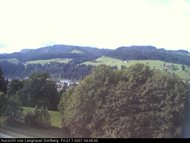 Webcam-Bild: Aussicht vom Dorfberg in Langnau 20070727-090500