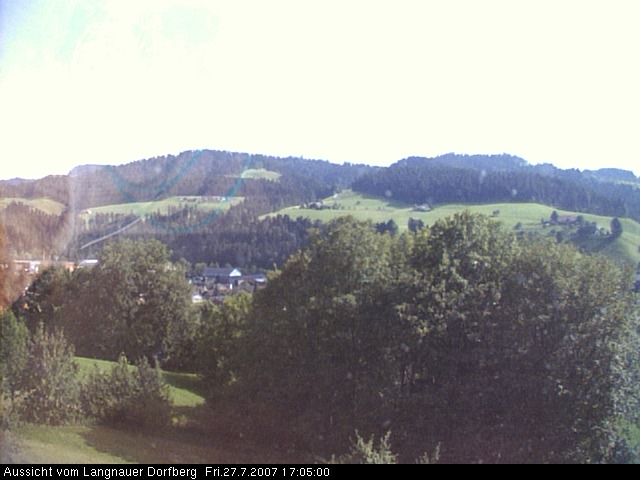 Webcam-Bild: Aussicht vom Dorfberg in Langnau 20070727-170500