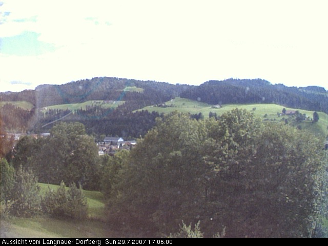 Webcam-Bild: Aussicht vom Dorfberg in Langnau 20070729-170500