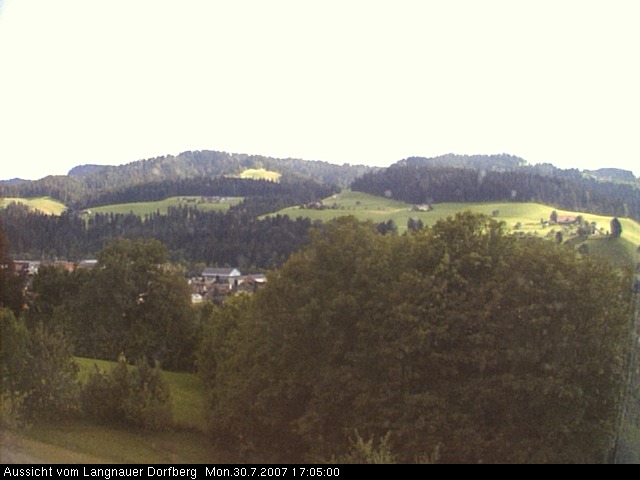 Webcam-Bild: Aussicht vom Dorfberg in Langnau 20070730-170500