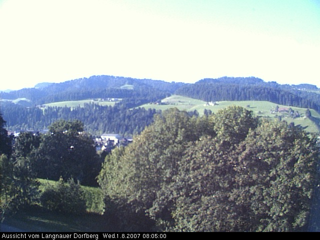 Webcam-Bild: Aussicht vom Dorfberg in Langnau 20070801-080500