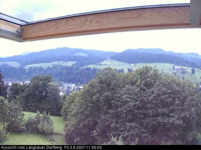 Webcam-Bild: Aussicht vom Dorfberg in Langnau 20070803-110500