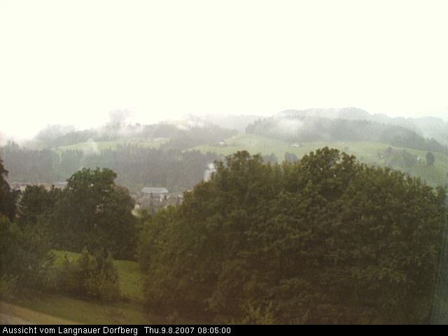 Webcam-Bild: Aussicht vom Dorfberg in Langnau 20070809-080500