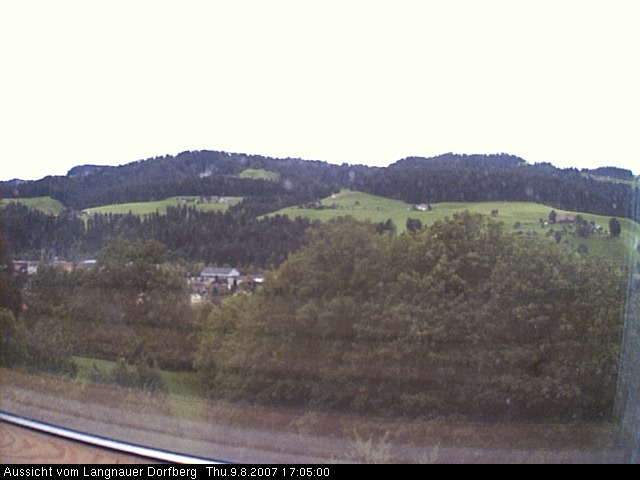 Webcam-Bild: Aussicht vom Dorfberg in Langnau 20070809-170500