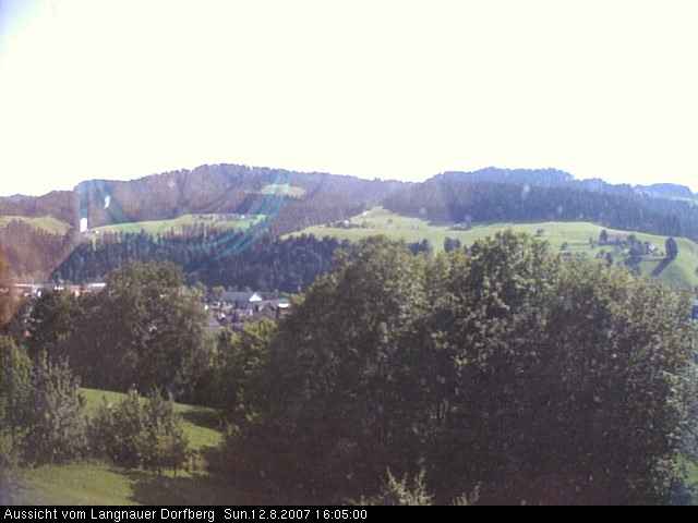 Webcam-Bild: Aussicht vom Dorfberg in Langnau 20070812-160500