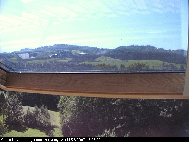 Webcam-Bild: Aussicht vom Dorfberg in Langnau 20070815-120500