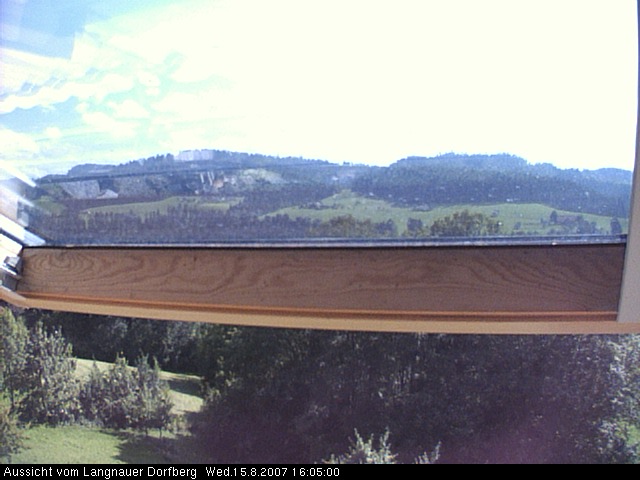 Webcam-Bild: Aussicht vom Dorfberg in Langnau 20070815-160500