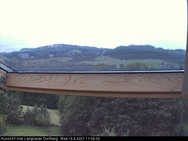Webcam-Bild: Aussicht vom Dorfberg in Langnau 20070815-170500