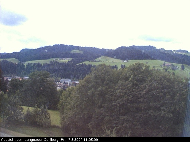 Webcam-Bild: Aussicht vom Dorfberg in Langnau 20070817-110500