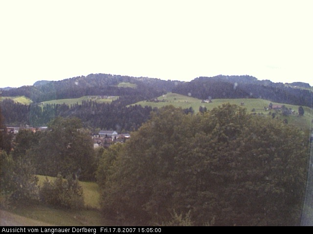 Webcam-Bild: Aussicht vom Dorfberg in Langnau 20070817-150500