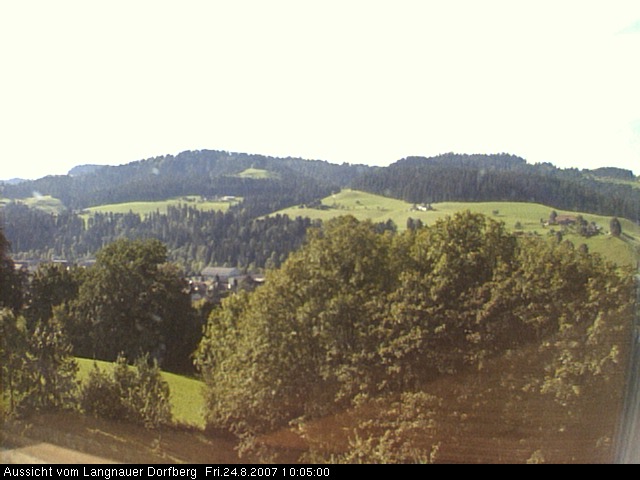 Webcam-Bild: Aussicht vom Dorfberg in Langnau 20070824-100500
