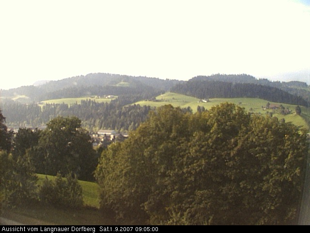 Webcam-Bild: Aussicht vom Dorfberg in Langnau 20070901-090500