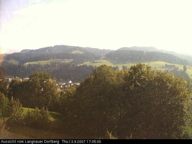 Webcam-Bild: Aussicht vom Dorfberg in Langnau 20070913-170500