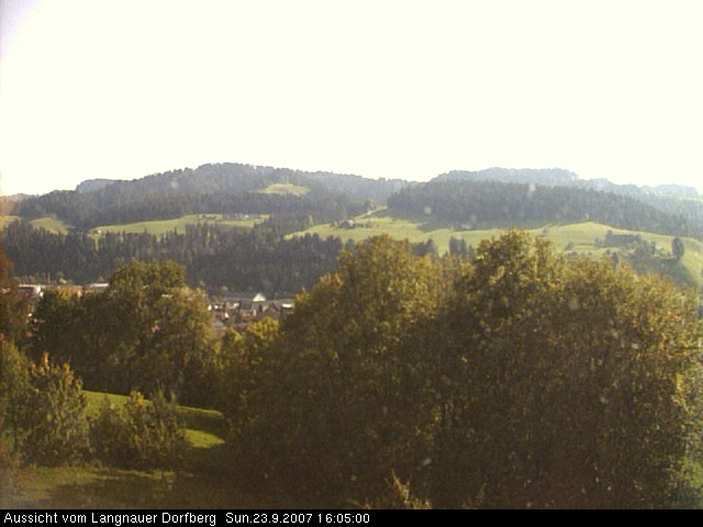 Webcam-Bild: Aussicht vom Dorfberg in Langnau 20070923-160500