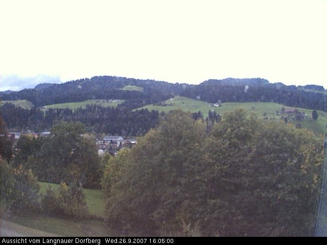 Webcam-Bild: Aussicht vom Dorfberg in Langnau 20070926-160500