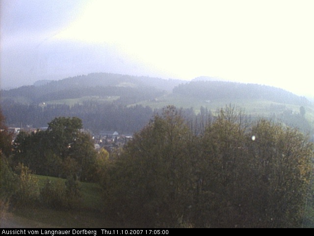 Webcam-Bild: Aussicht vom Dorfberg in Langnau 20071011-170500