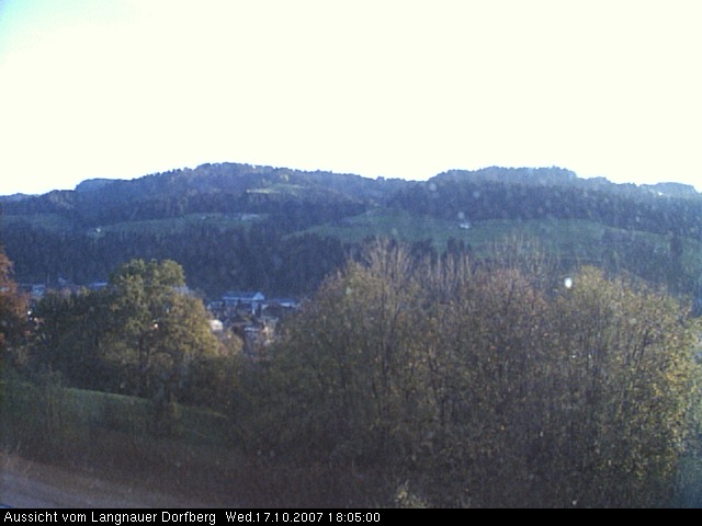 Webcam-Bild: Aussicht vom Dorfberg in Langnau 20071017-180500