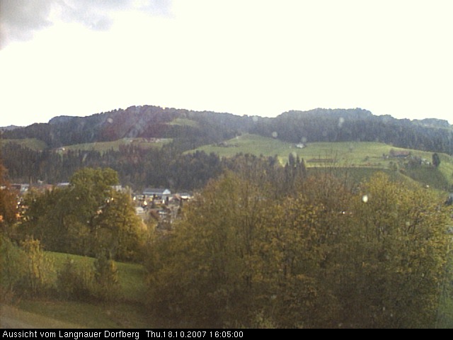 Webcam-Bild: Aussicht vom Dorfberg in Langnau 20071018-160500
