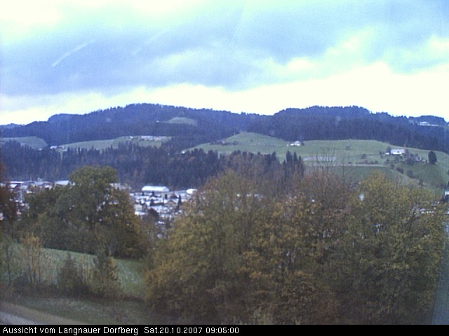Webcam-Bild: Aussicht vom Dorfberg in Langnau 20071020-090500