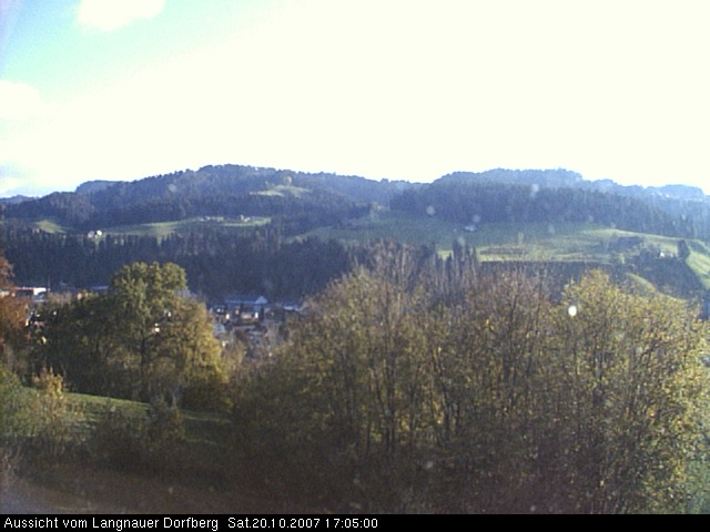 Webcam-Bild: Aussicht vom Dorfberg in Langnau 20071020-170500