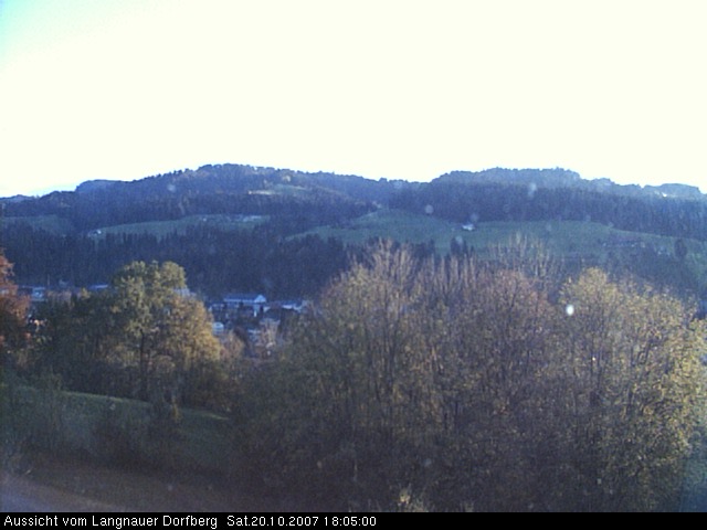 Webcam-Bild: Aussicht vom Dorfberg in Langnau 20071020-180500